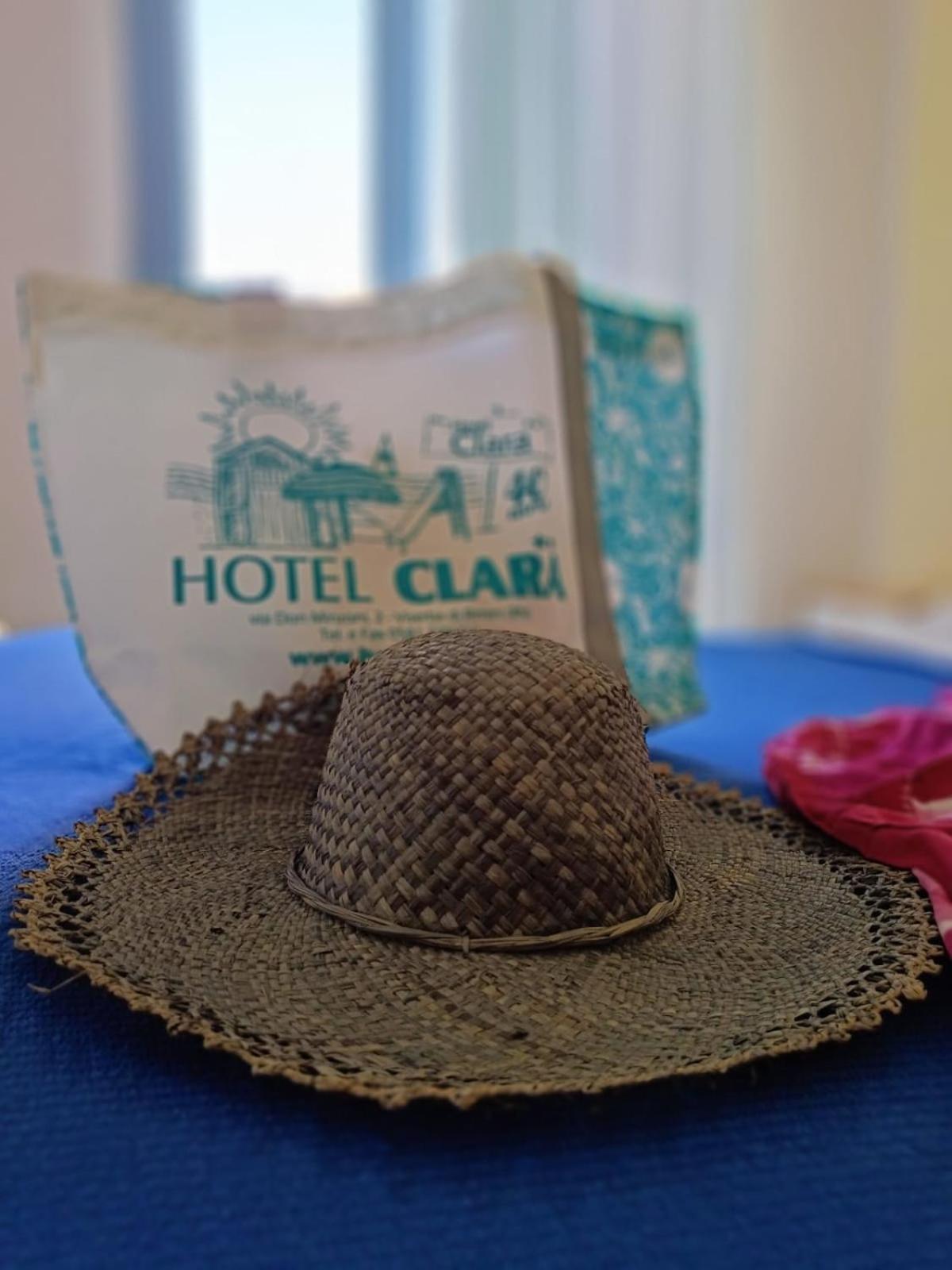 Hotel Clara Rimini Esterno foto